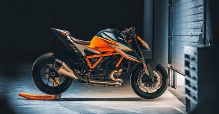 Szaleństwa ciąg dalszy. KTM 1290 Super Duke R Evo może się pojawić w 2022 r.