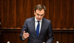 Zmiany w budżecie. Minister finansów wyszedł na mównicę