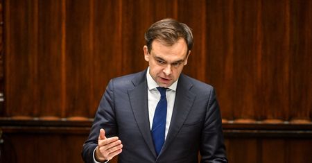 Zmiany w budżecie. Minister finansów wyszedł na mównicę