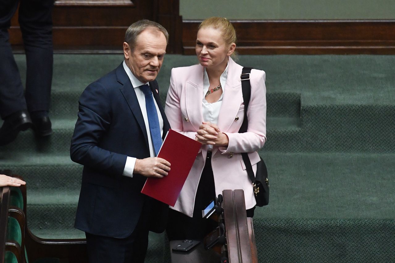 Premier Donald Tusk i minister edukacji Barbara Nowacka