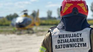 Wypadek na S7. Dwie osoby w szpitalu, lądował śmigłowiec LPR