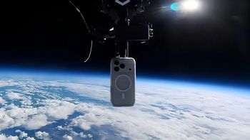 Guinness potwierdza rekord. Smartfon spadł z 30,6 km i działał dalej