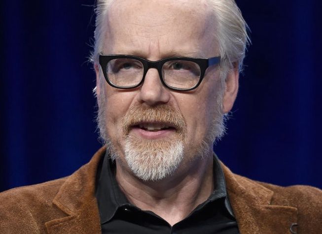 "Adam Savage wielokrotnie gwałcił Mirandę Pacchianę" - można przeczytać w pozwie