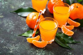 Nalewka mandarynkowa - moc zdrowia i wspaniały aromat. Zrób, dopóki owoce są pyszne (WIDEO)