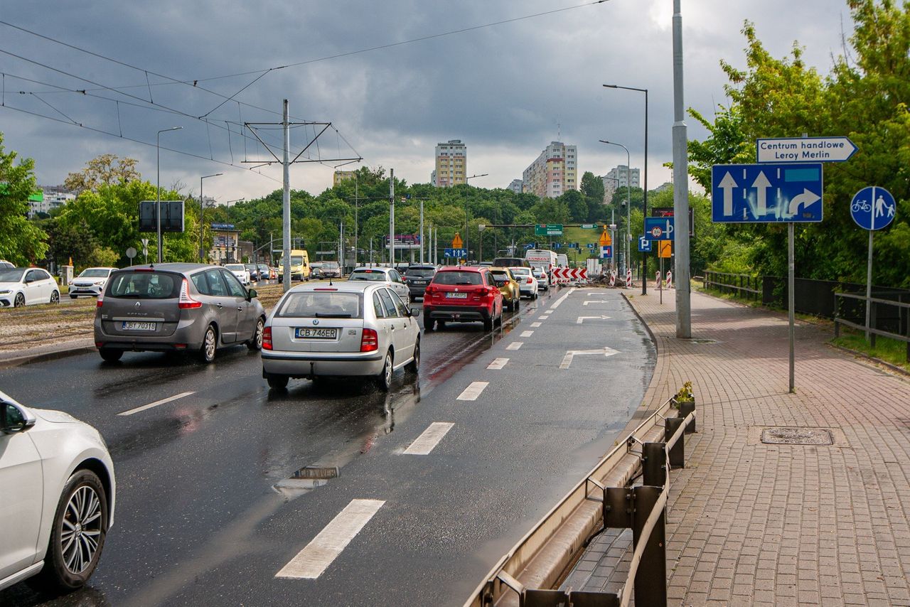 Ruszyły prace na ul. Wyszyńskiego w Bydgoszczy. Utrudnienia przed rondem Toruńskim - zobacz zdjęcia