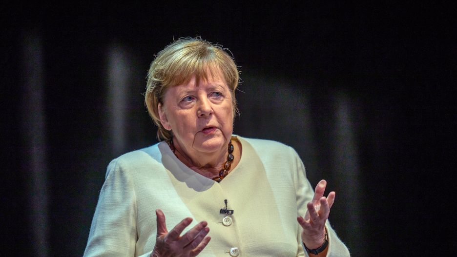 Former German Chancellor Merkel book presentation in Berlin
26 November 2024, Berlin: Former German Chancellor Angela Merkel sits on the stage of the Deutsches Theater at the Presentation of her book "Freiheit. Memories 1954 - 2021". Former Chancellor Merkel wrote her memoirs together with her long-time office manager Beate Baumann. Photo: Michael Kappeler/dpa-Pool/dpa 
Dostawca: PAP/DPA.
Michael Kappeler