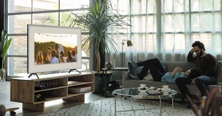 Samsung Q6F, czyli QLED dla oszczędnych