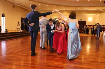 Wydała 4 tys. zł na studniówkę. Musiała płacić na raty