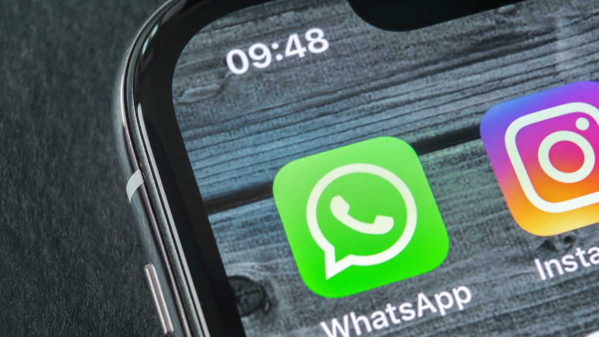 Od teraz można zgłaszać cyberoszustwa przez komunikator WhatsApp