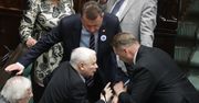 Ciemne chmury nad PiS. Kaczyński oburzony
