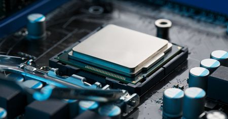 Intel przygotowuje nowe procesory. Będą też nowe płyty... i chłodzenia