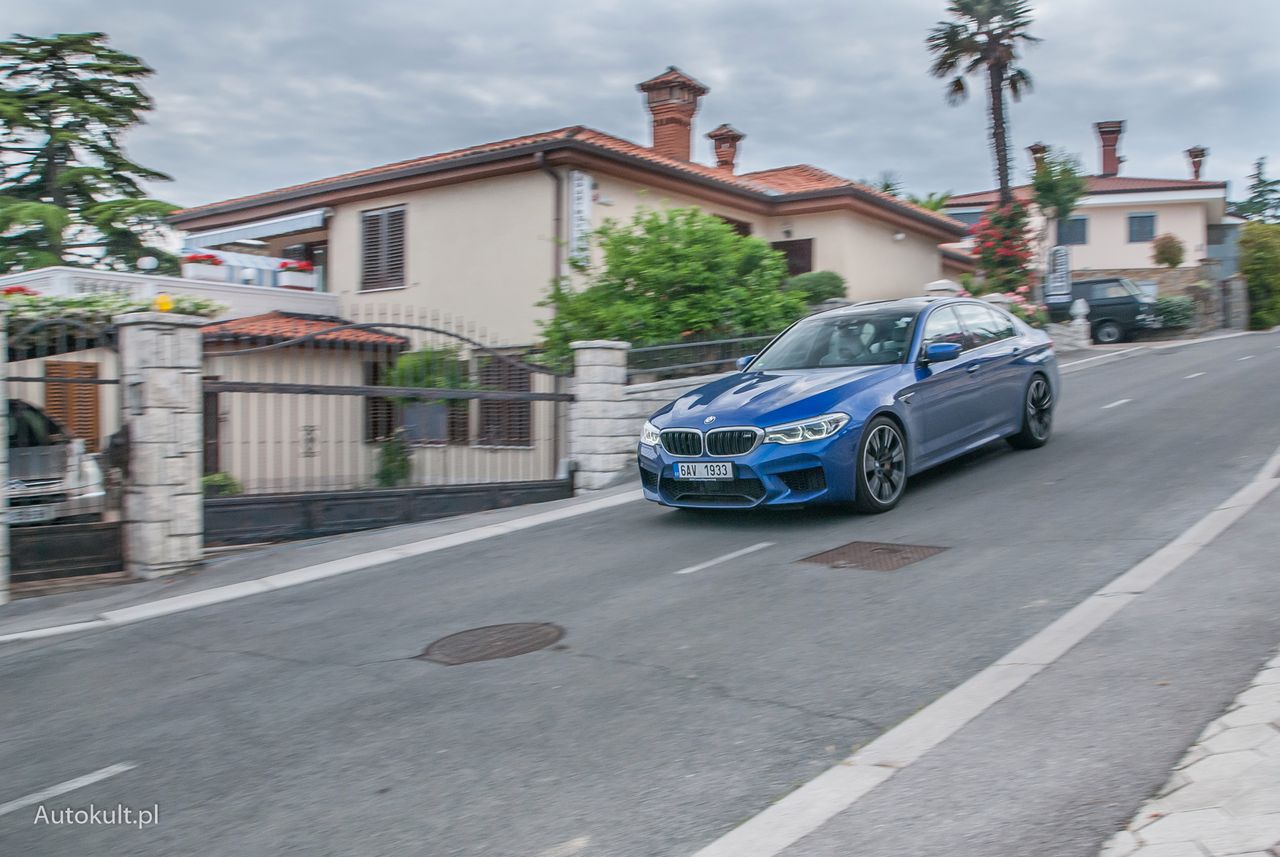 Odważny krok naprzód. Jeździłem nowym BMW M5 z napędem na cztery koła