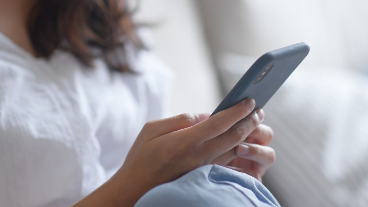 Jak się zachować, gdy dzwoni nieznany numer?