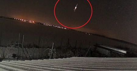 Pierwsze takie nagranie przelotu Falcona 9. "Potrafi nieźle huknąć"