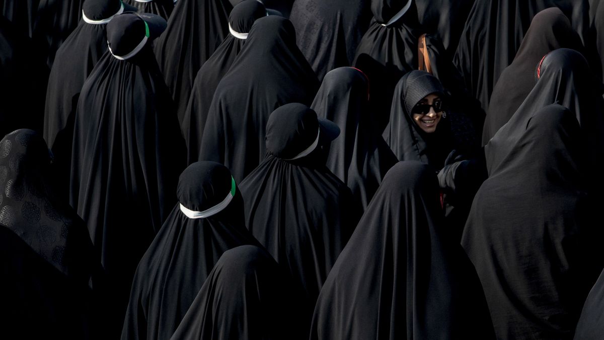 Członkowie irańskiej organizacji Basidż