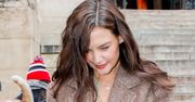 Katie Holmes niczego się nie wstydzi. Nie przejmuje się rozstępami na brzuchu