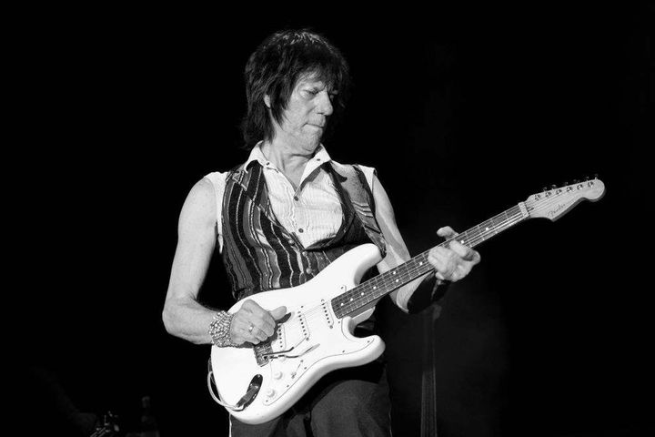 Jeff Beck zmarł przez zapalenie opon mózgowych