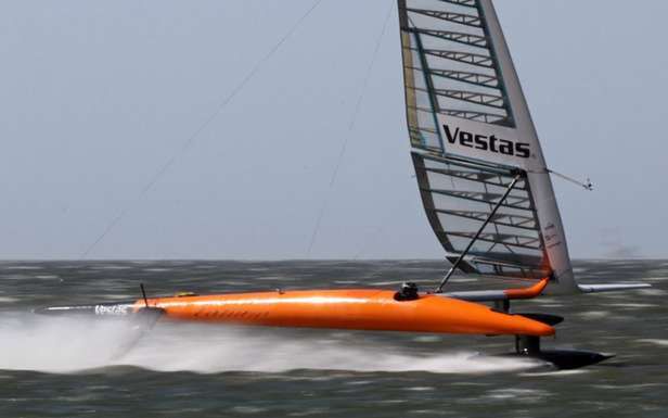 Vestas Sailrocket 2 (Fot. Sailrocket.com)
