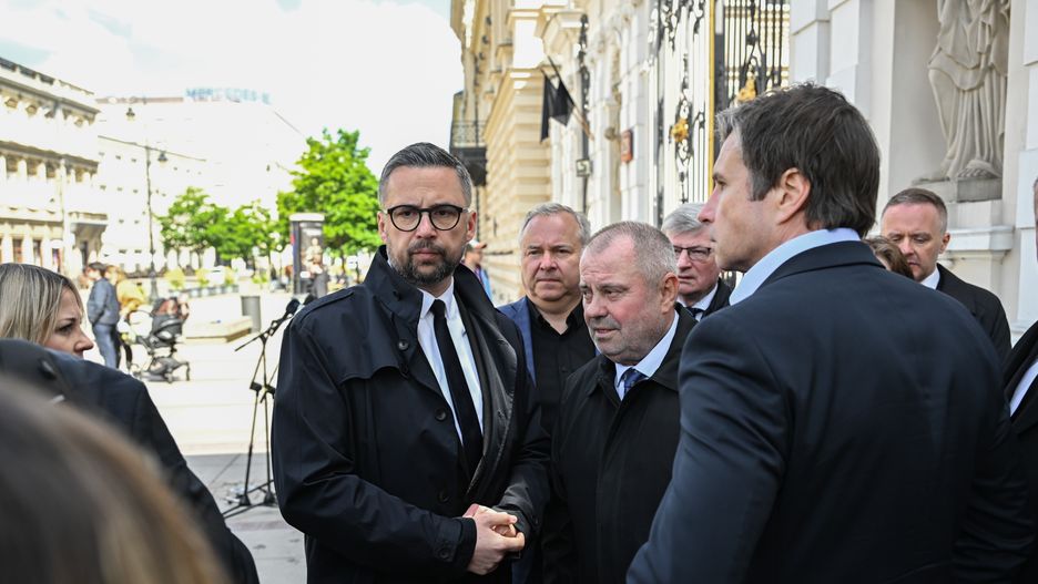 Alojzy Z. Nowak, Marcin Kulasek
Radek Pietruszka