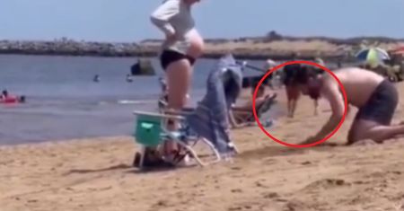 Ciężarna poszła na plażę. Prosty trik męża rozczula