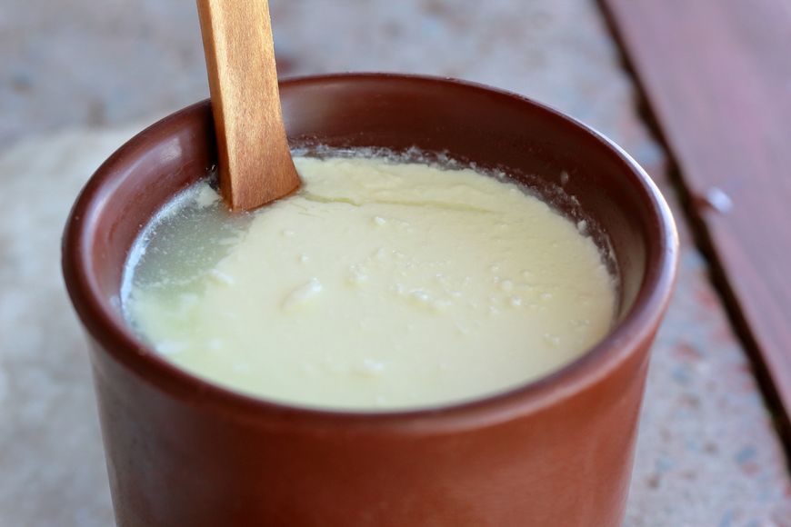 Zsiadłe mleko pomaga odzyskać prawidłowe pH skóry