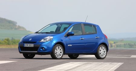 Używane Renault Clio III: francuski maluch zaskakuje niezawodnością i niskimi kosztami