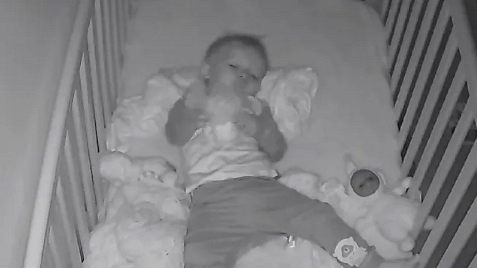 Haker przejął sygnał z elektronicznej niani