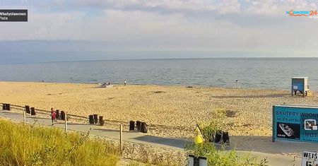 Była godzina 6:58. Na plaży we Władysławowie stał już pierwszy parawan