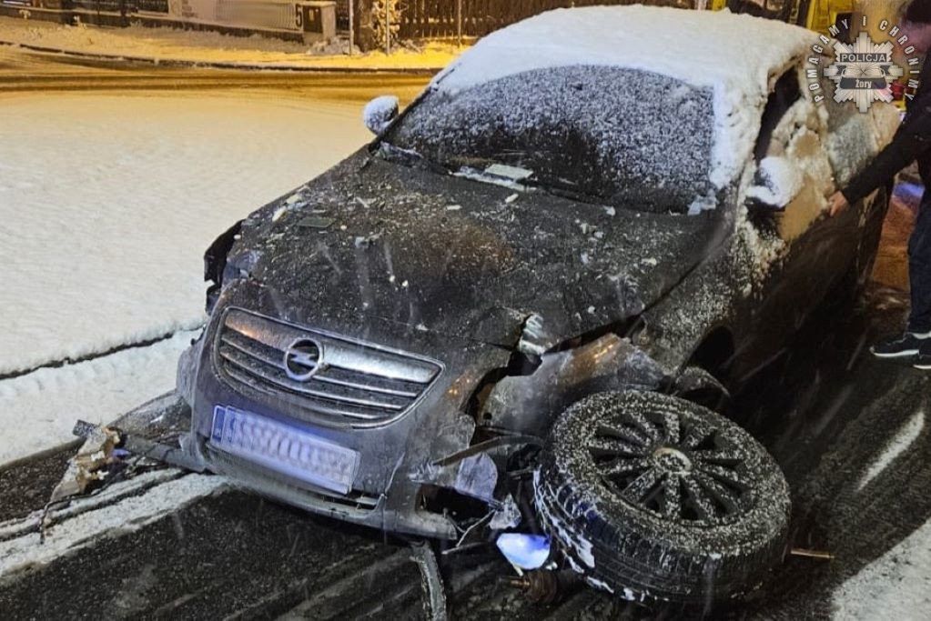 Ostrzeżenie dla kierowców. Marznące opady i lód na drogach