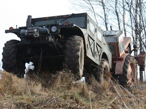 Rosyjski Hummer domowej roboty pokona prawie każdą przeszkodę 9