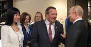 Władimir Putin i Gerhard Schroeder. Co robił były kanclerz Niemiec w Moskwie?
