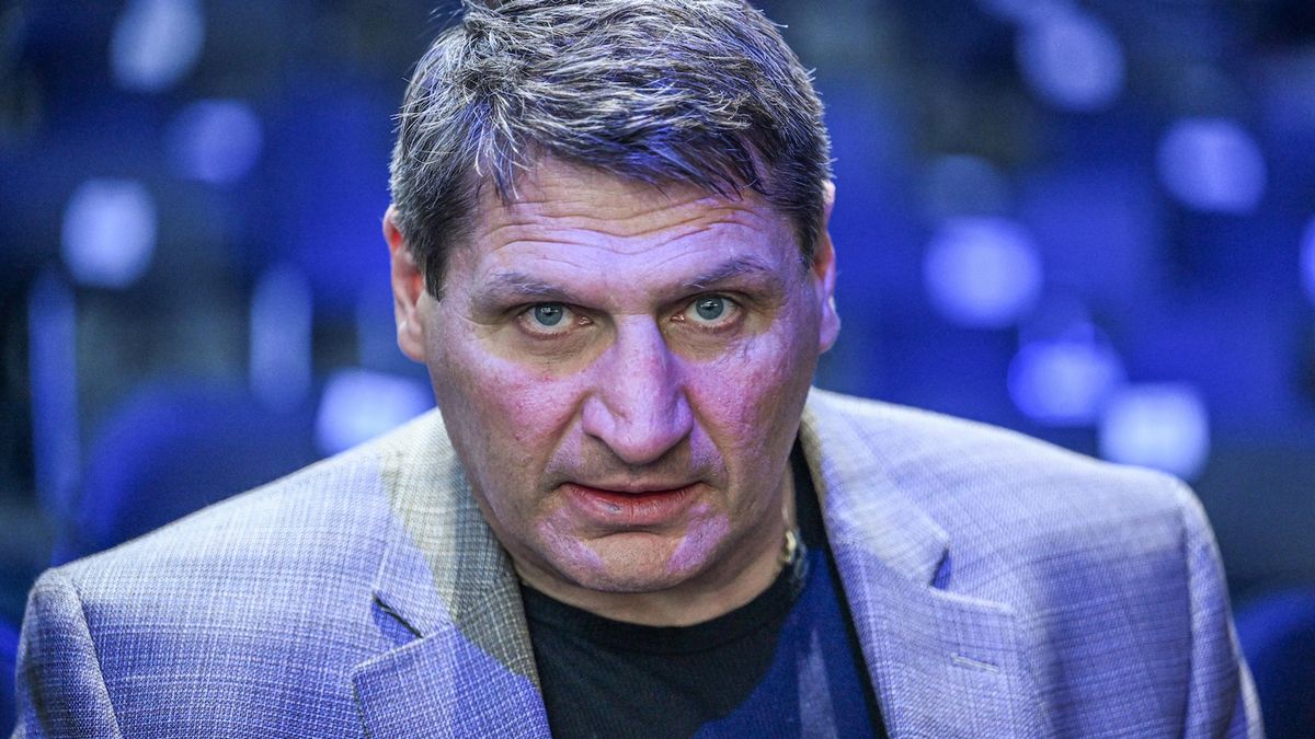 Andrzej Gołota ukończył szkołę średnią