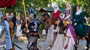 Przenieśli Przemyśl o setki lat wstecz. Tak wyglądały wjazdy historycznych orszaków