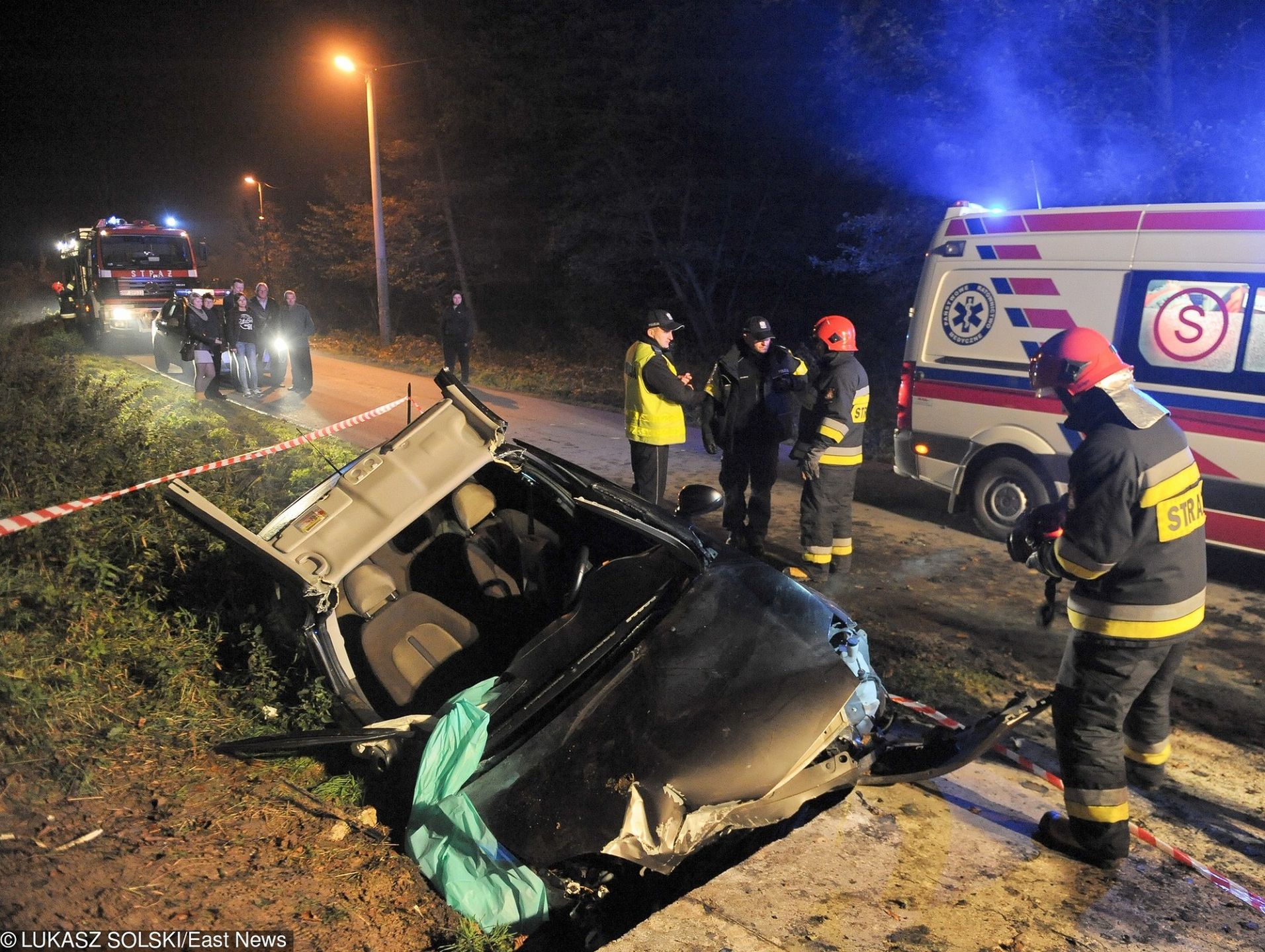 Wypadek na przepuście wodnym (fot. Łukasz Solski/East News)