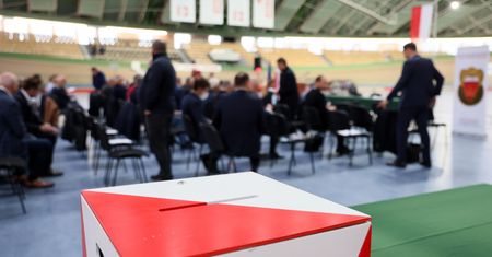 Zostały już ostatnie godziny. Ostatni dzwonek dla wielu głosujących
