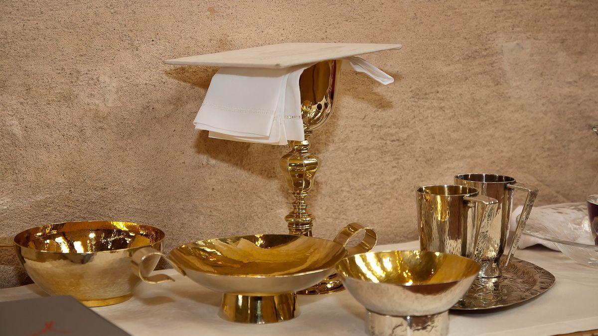 Zakaz odprawiania mszy z udziałem wiernych we Francji