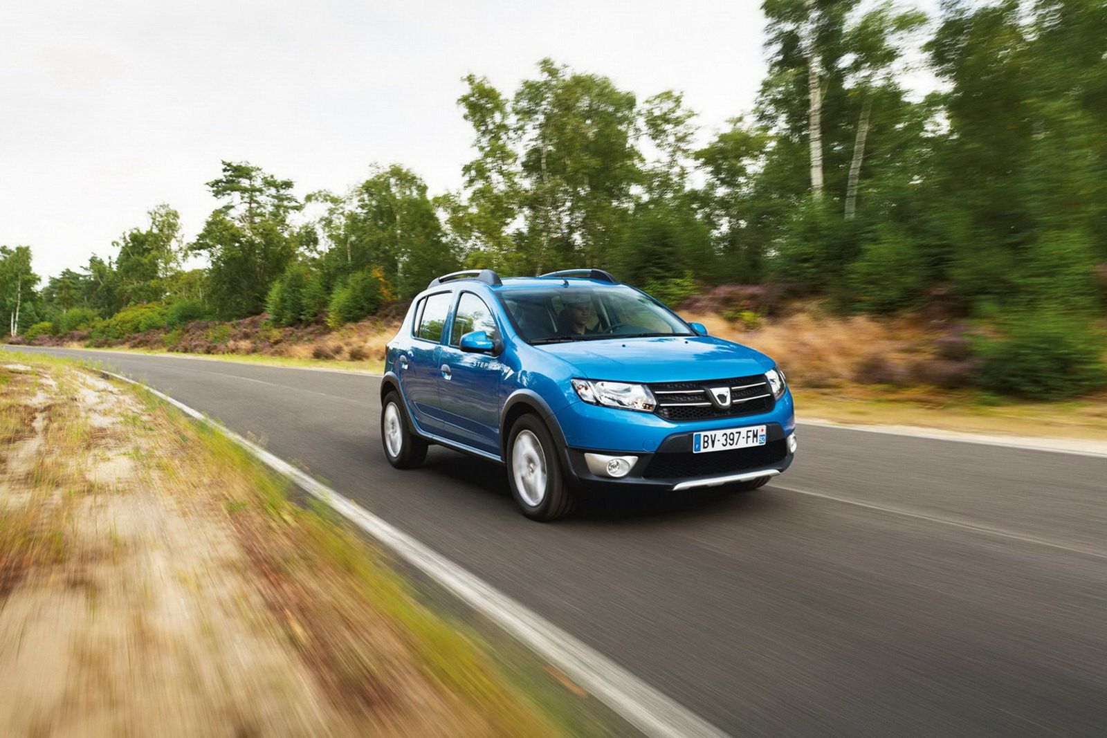 Dacia Logan, Sandero, Sandero Stepway