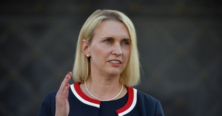 Ambasada USA w Kijowie alarmuje. "Nie wyjedziecie z kraju"