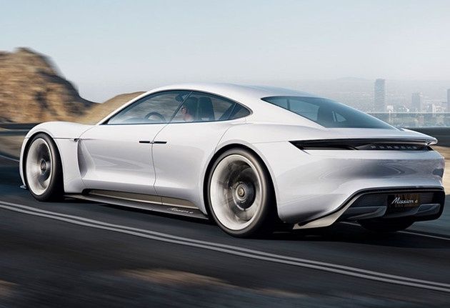 Porsche Mission E tył