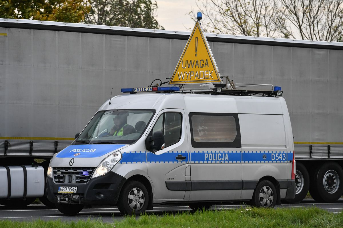 Śląsk. Tragiczny wypadek. Auto stanęło w płomieniach