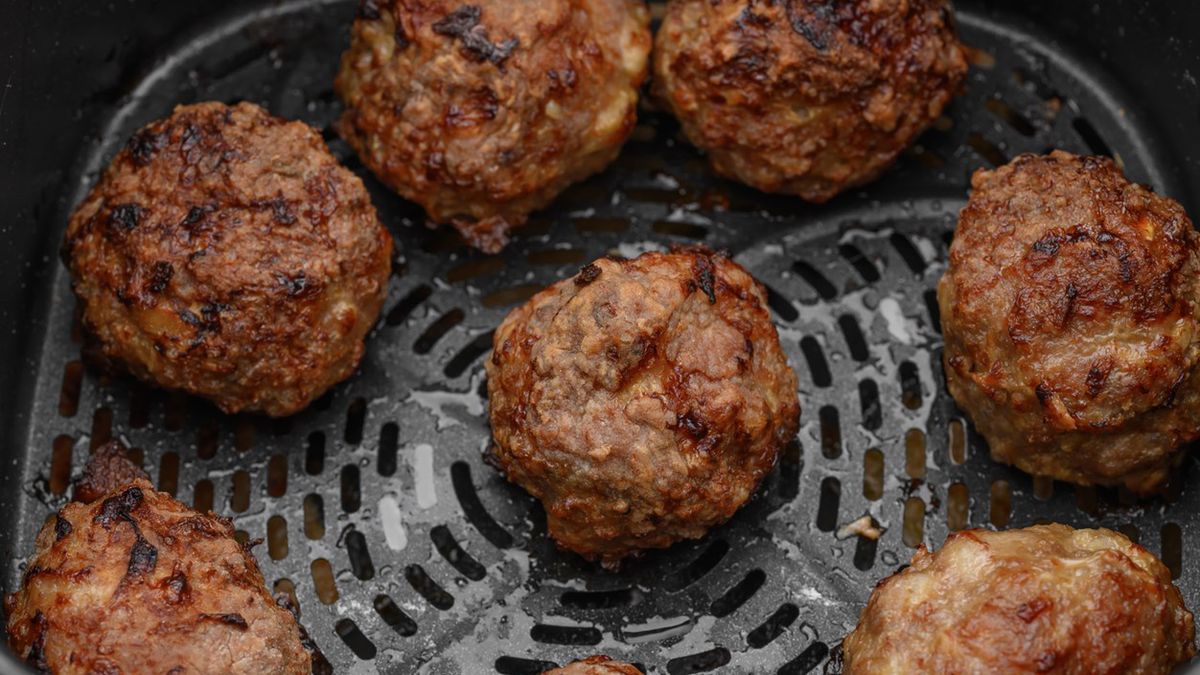 Jak zrobić mielone w air fryer?