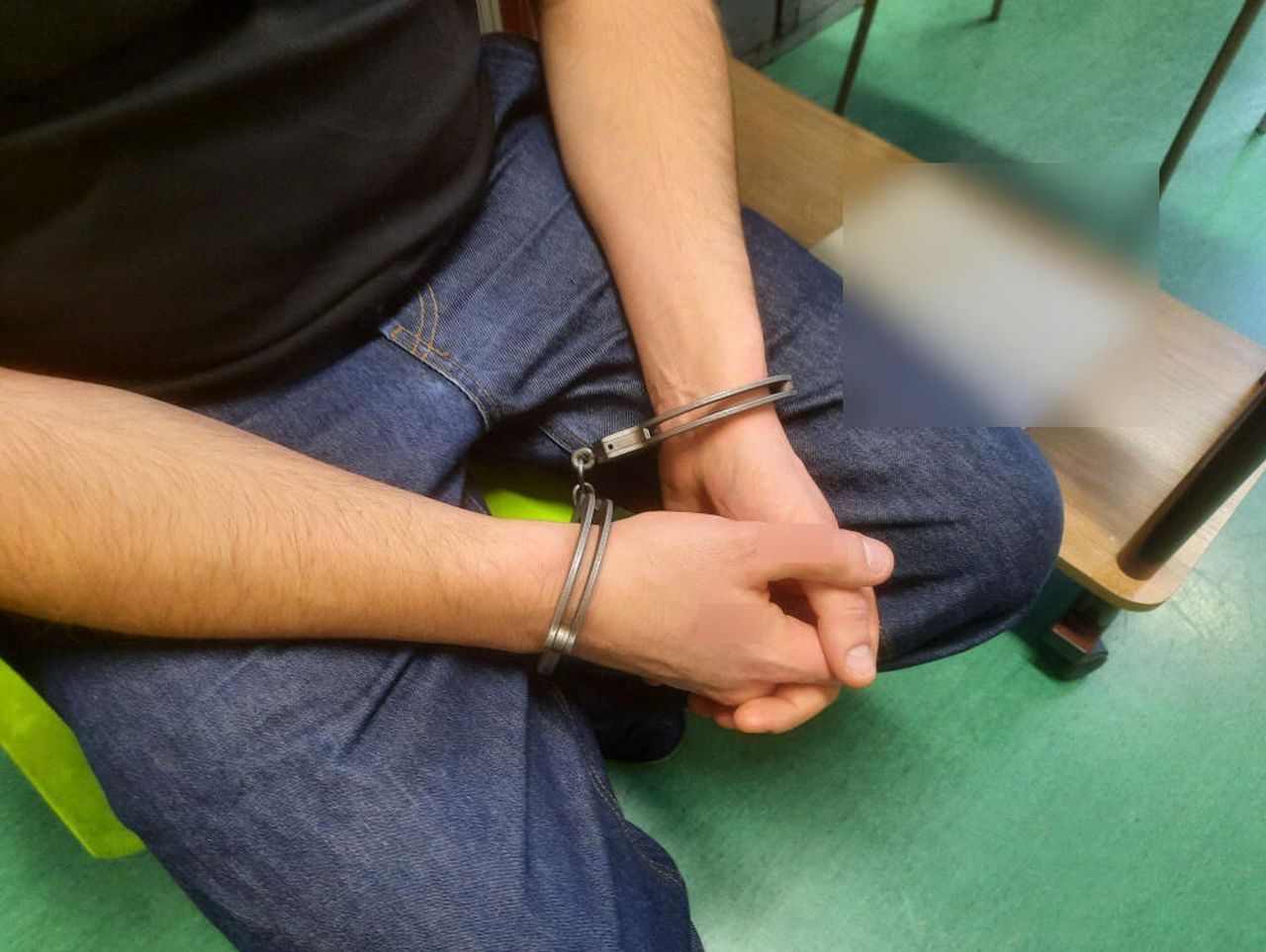 Agresywny mężczyzna w ośrodku wypoczynkowym. Groził policjantom