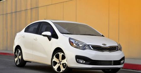 Kia ujawnia Rio sedan i odświeżonego Soula