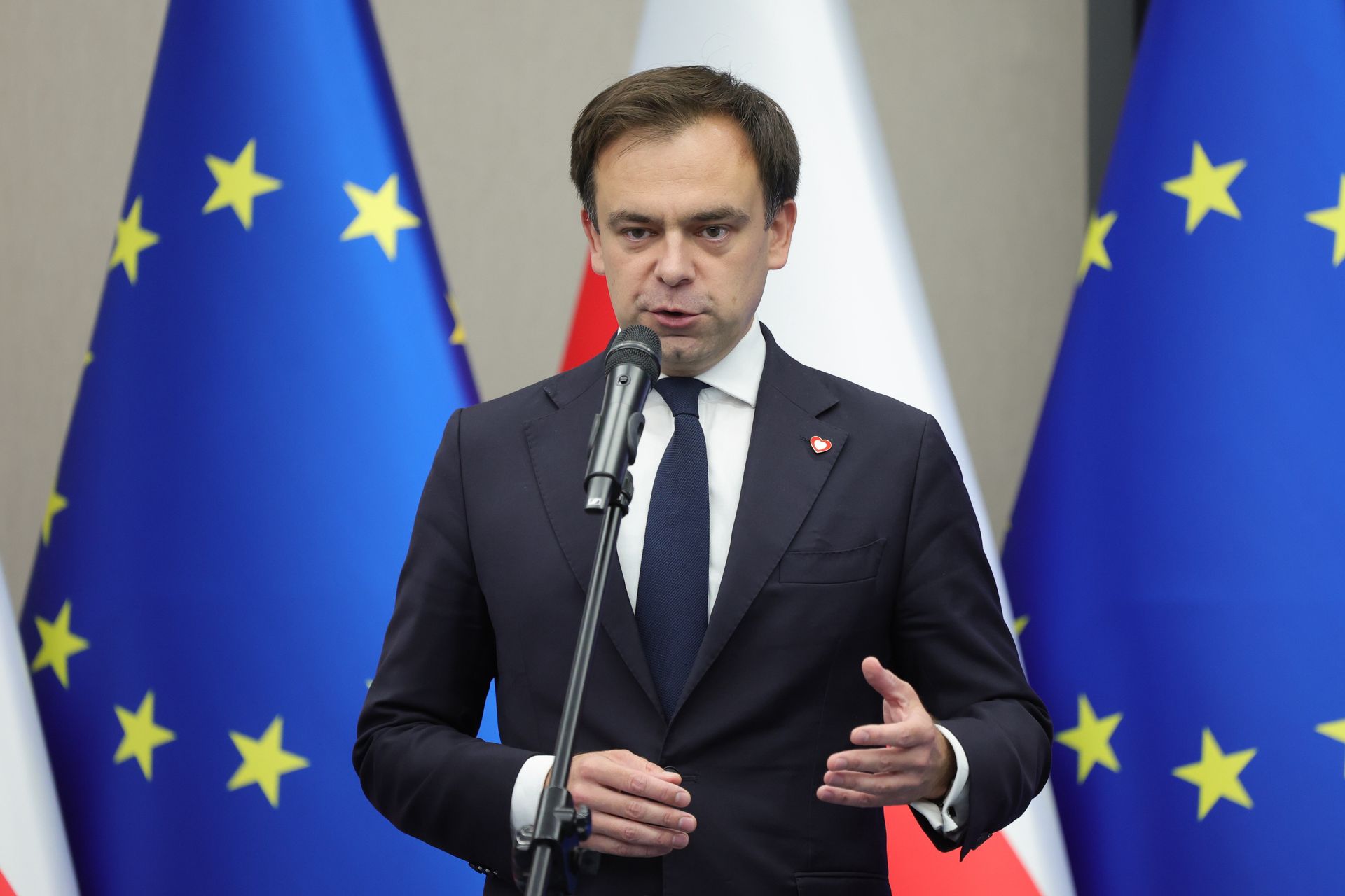 "Nie ma zgody". Minister finansów reaguje na aferę KPO
