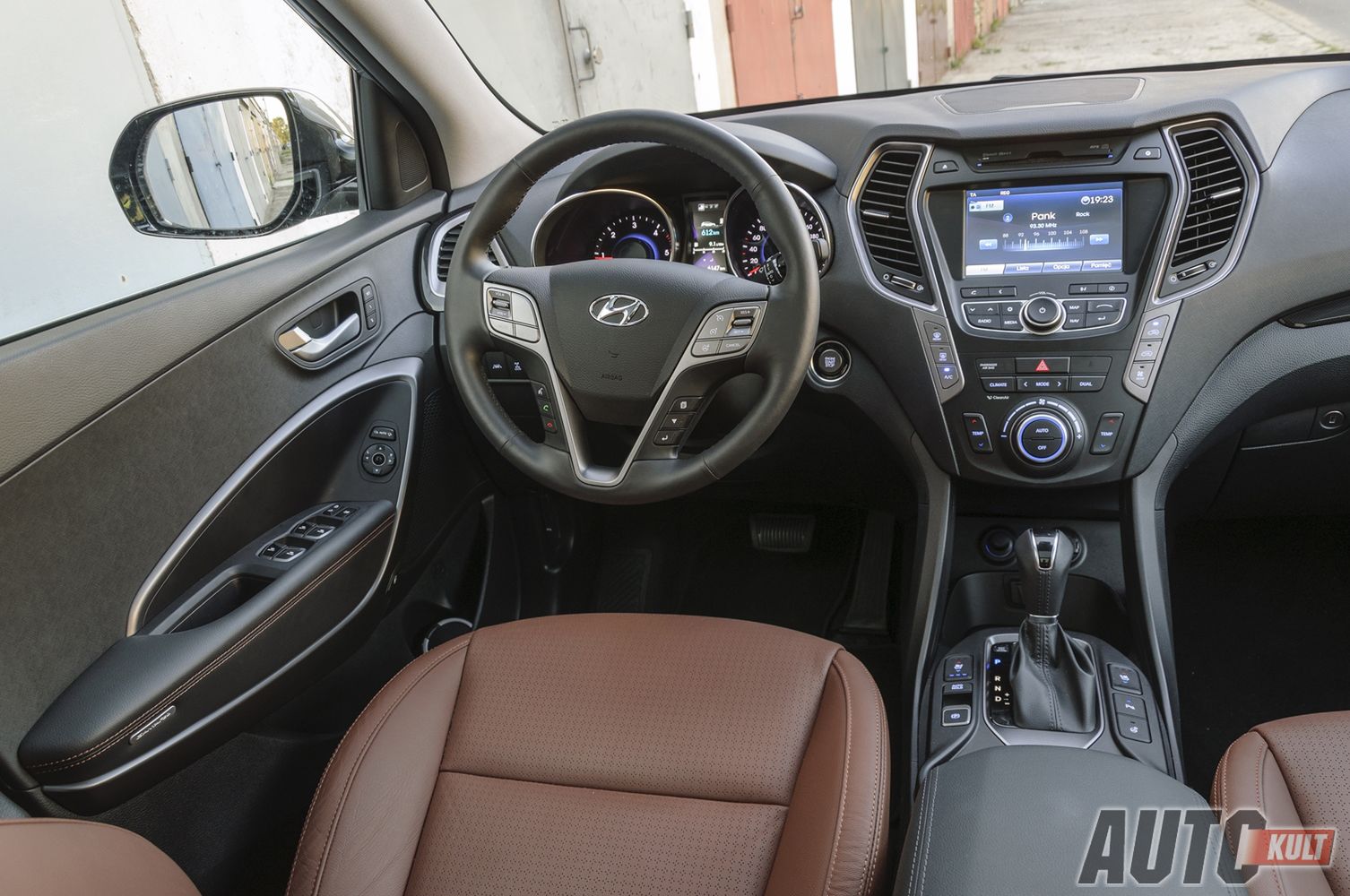 Hyundai Grand Santa Fe 2,2 CRDi Platinum - test [galeria zdjęć] 25