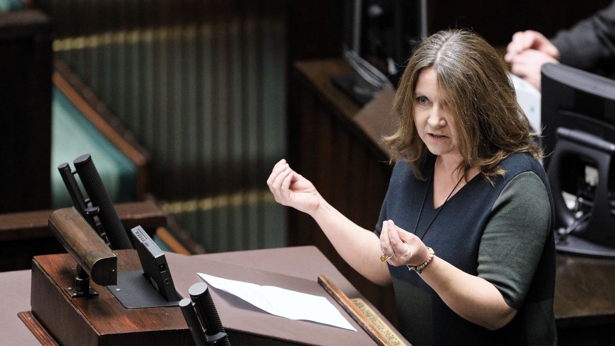 Joanna Lichocka pokazała po wystąpieniu środkowy palec