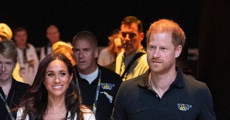 Meghan Markle chce o wszystkim napisać? Pałac ma się czego bać