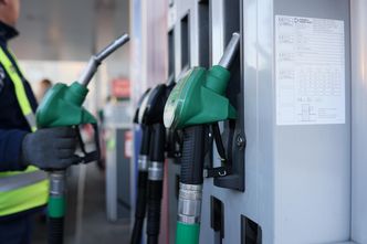 Na długi weekend ceny na stacjach niższe. Dobra wiadomość dla kierowców