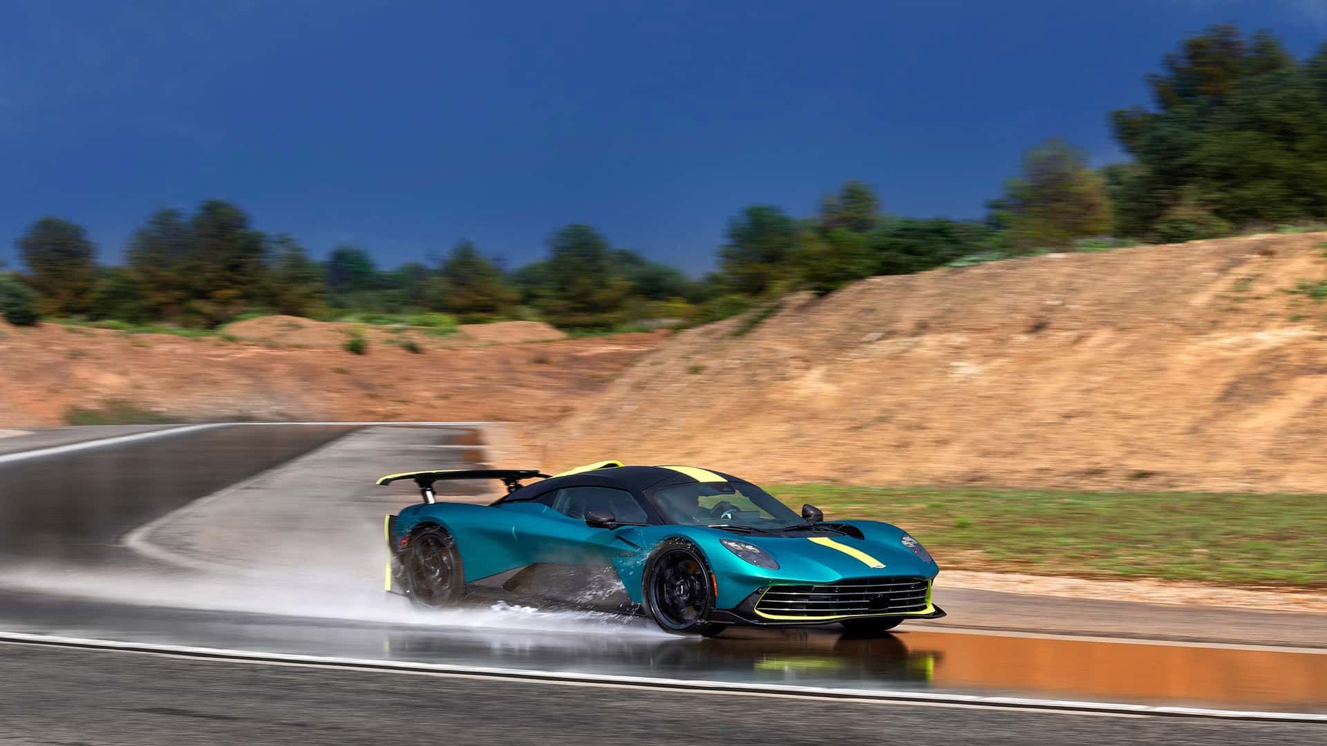 Aston Martin Valhalla