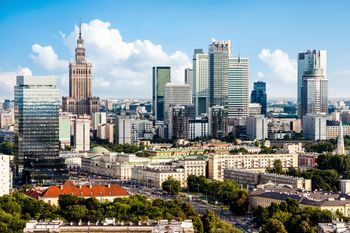 Pogoda w Warszawie. Prognoza na jutro (czwartek, 22 maja 2025). Chłodno i przelotnie popada